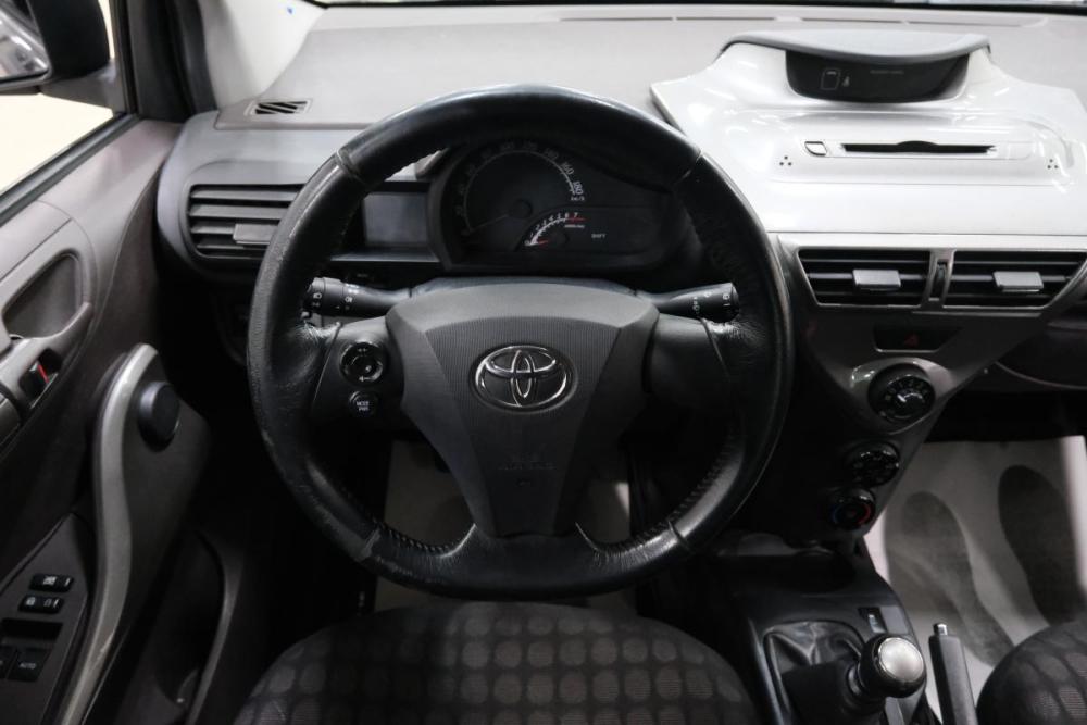 Toyota iQ Омск  - изображение 12