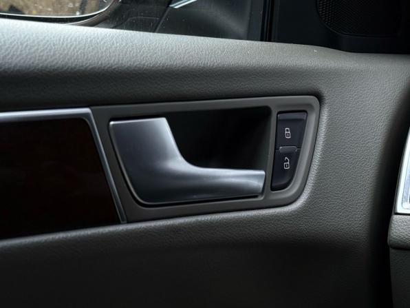 Audi Q5 I (8R) с пробегом 2011 года, цена 1 699 000 рублей, 109400 км, внедорожник, Автокод Объявления