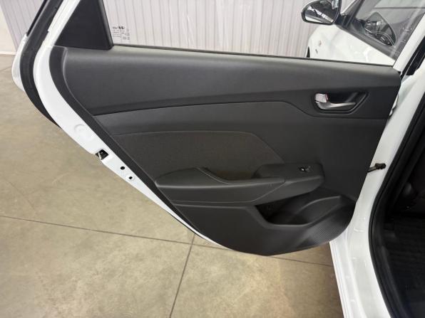 Hyundai Solaris II с пробегом 2019 года, цена 1 437 000 рублей, 130221 км, седан, Автокод Объявления