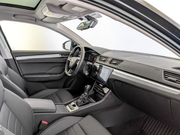 Skoda Superb III Рестайлинг с пробегом 2024 года, цена 2 900 000 рублей, 66490 км, лифтбек, Автокод Объявления