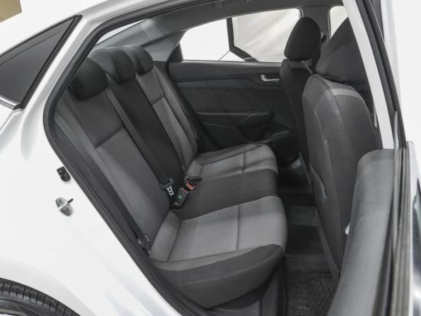 Hyundai Solaris II Рестайлинг с пробегом 2021 года, цена 1 830 000 рублей, 77469 км, седан, Автокод Объявления