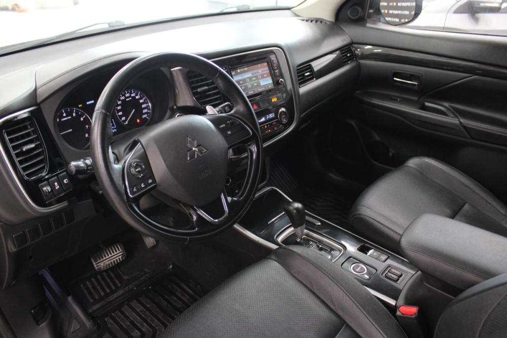 Mitsubishi Outlander III Рестайлинг 2 Томск  - изображение 5