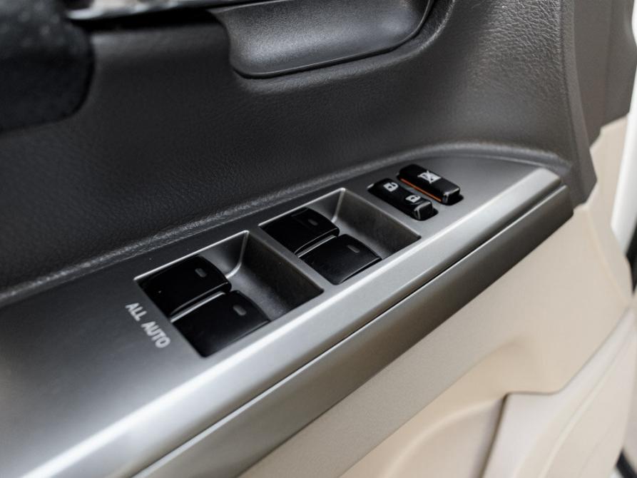 Toyota Land Cruiser 200 Series Рестайлинг 1 Екатеринбург  - изображение 27