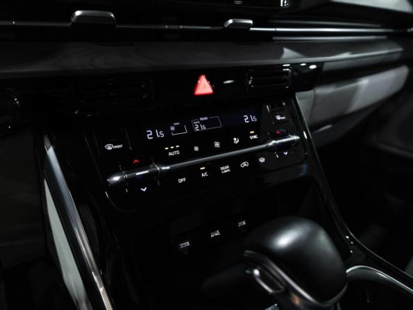 Kia Carnival IV с пробегом 2021 года, цена 3 599 700 рублей, 104576 км, минивэн, Автокод Объявления