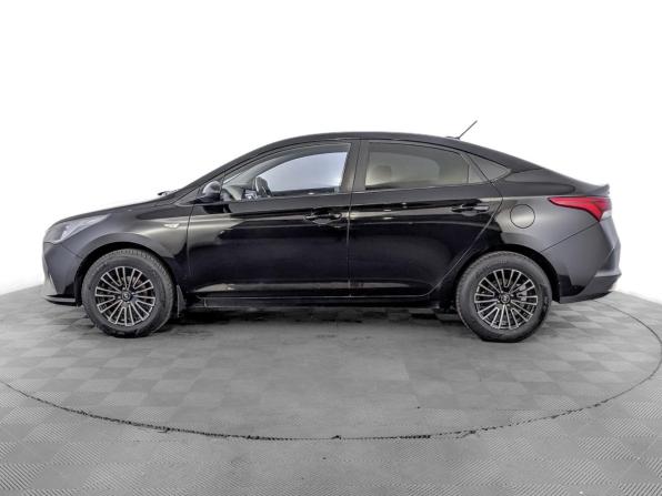 Hyundai Solaris II Рестайлинг с пробегом 2021 года, цена 1 400 000 рублей, 112328 км, седан, Автокод Объявления