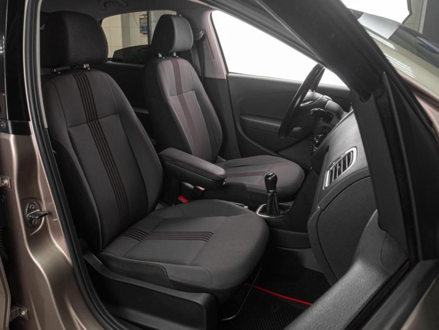 Volkswagen Polo V Рестайлинг Тюмень  - изображение 8