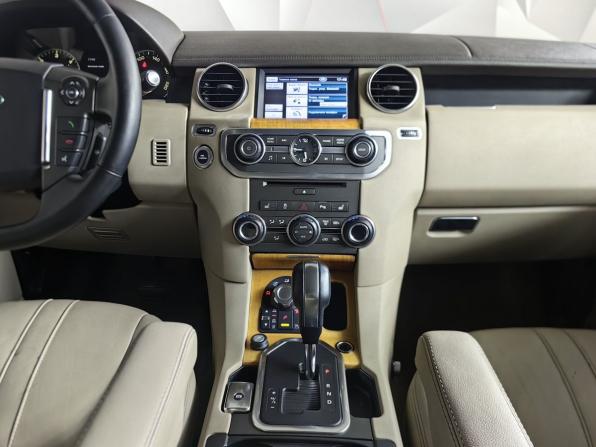 Land Rover Discovery IV с пробегом 2012 года, цена 1 991 000 рублей, 205105 км, внедорожник, Автокод Объявления