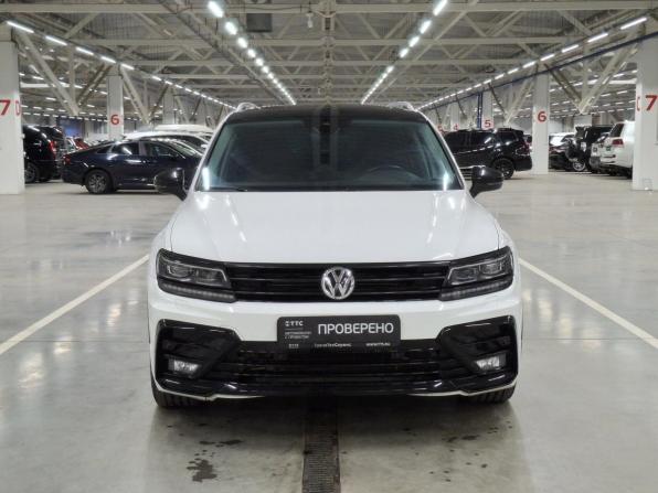 Volkswagen Tiguan II с пробегом 2019 года, цена 3 390 000 рублей, 110928 км, внедорожник, Автокод Объявления