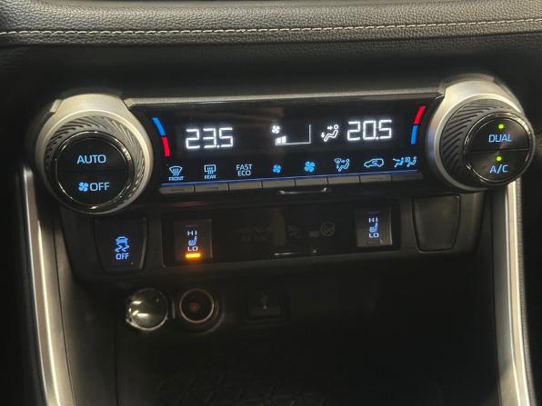 Toyota RAV4 V (XA50) с пробегом 2021 года, цена 3 100 000 рублей, 124270 км, внедорожник, Автокод Объявления