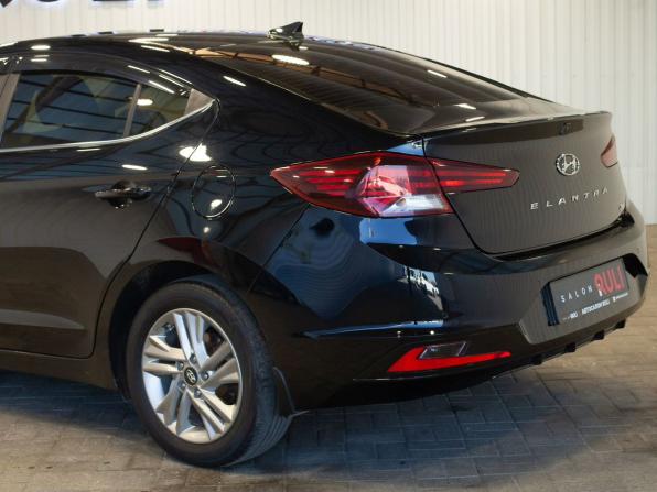 Hyundai Elantra VI (AD) Рестайлинг с пробегом 2019 года, цена 1 600 000 рублей, 211193 км, седан, Автокод Объявления