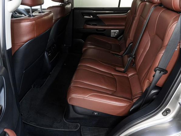 Lexus LX III Рестайлинг 2 с пробегом 2017 года, цена 6 880 000 рублей, 206146 км, внедорожник, Автокод Объявления
