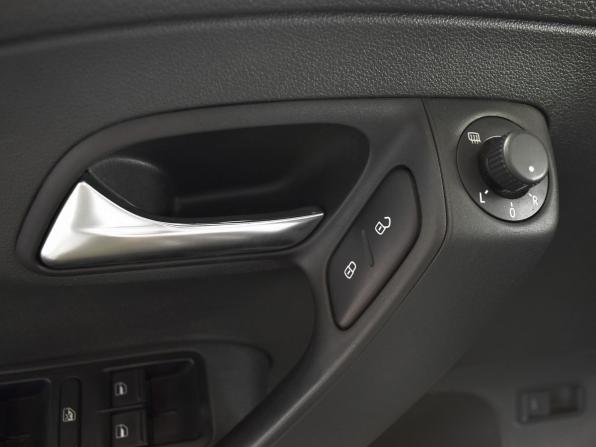 Volkswagen Polo V Рестайлинг с пробегом 2018 года, цена 849 999 рублей, 201591 км, седан, Автокод Объявления