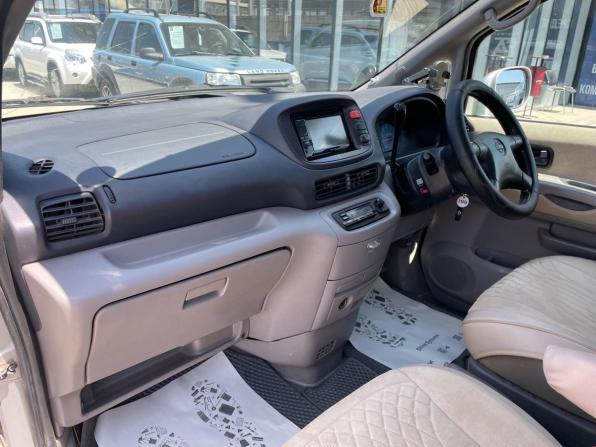 Nissan Serena II (C24) с пробегом 2001 года, цена 685 000 рублей, 363700 км, минивэн, Автокод Объявления