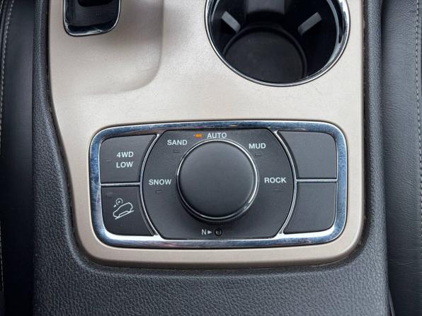 Jeep Grand Cherokee IV (WK2) Рестайлинг с пробегом 2014 года, цена 1 900 000 рублей, 436000 км, внедорожник, Автокод Объявления