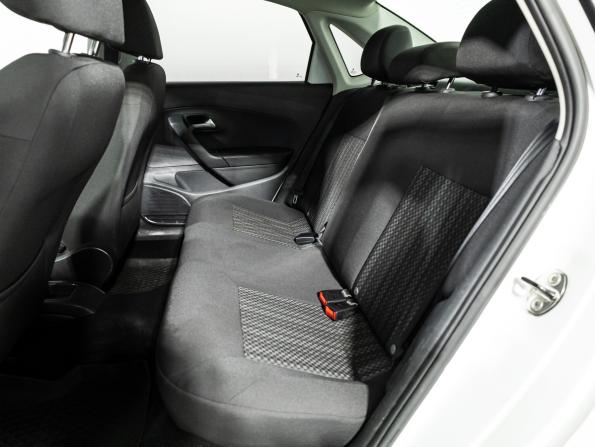 Volkswagen Polo V Рестайлинг с пробегом 2017 года, цена 879 700 рублей, 192273 км, седан, Автокод Объявления