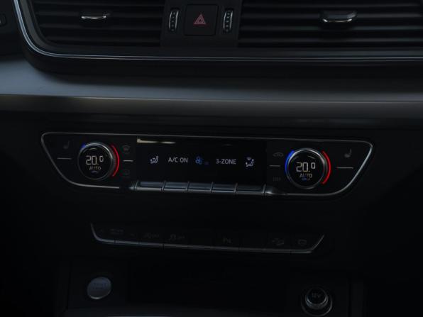 Audi Q5 II (FY) с пробегом 2019 года, цена 3 689 000 рублей, 101596 км, внедорожник, Автокод Объявления