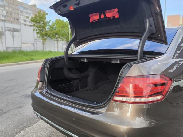 Mercedes-Benz E-Класс IV (W212 S212 C207) Рестайлинг с пробегом 2015 года, цена 1 950 000 рублей, 214315 км, седан, Автокод Объявления