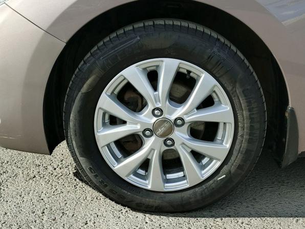 Hyundai Solaris II с пробегом 2019 года, цена 1 230 000 рублей, 182180 км, седан, Автокод Объявления
