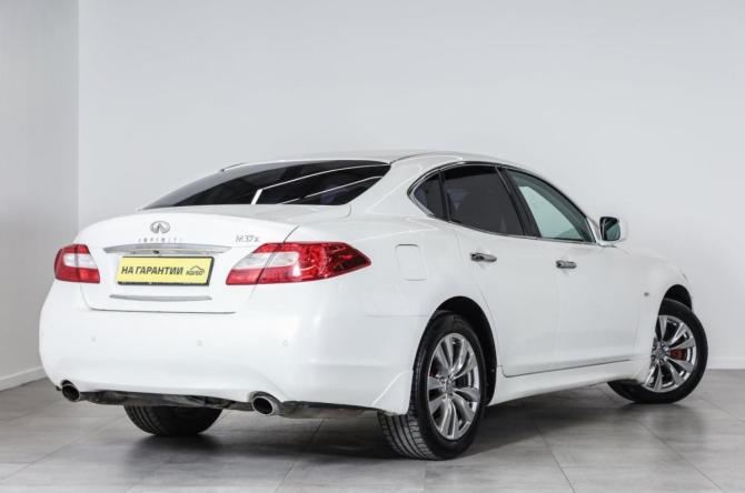 Infiniti M IV с пробегом 2013 года, цена 1 799 000 рублей, 279000 км, седан, Автокод Объявления