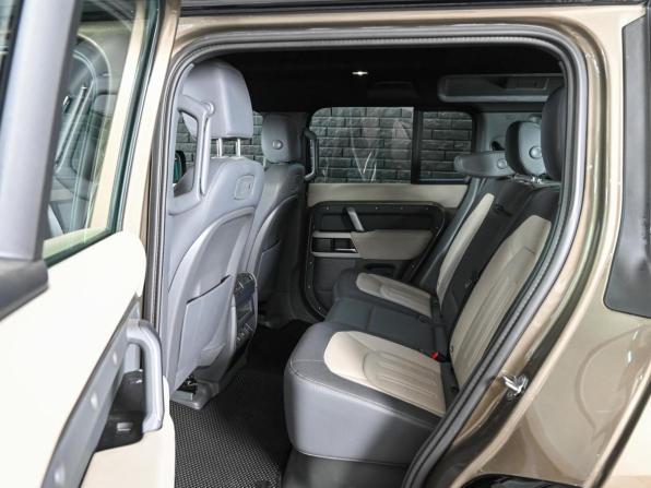 Land Rover Defender II с пробегом 2020 года, цена 5 270 000 рублей, 57650 км, внедорожник, Автокод Объявления