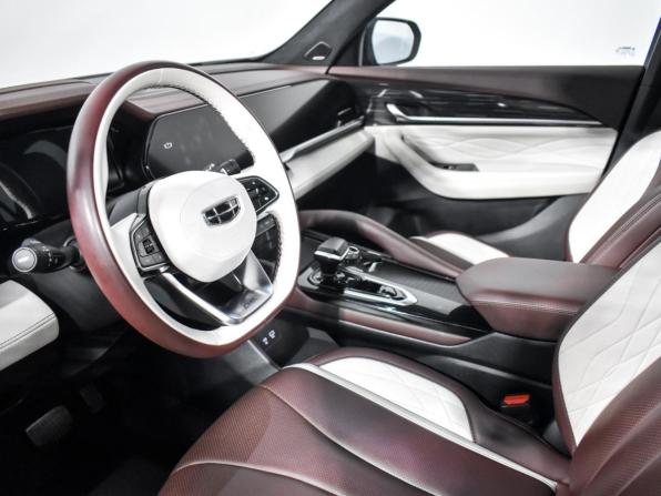 Geely Monjaro I с пробегом 2023 года, цена 2 937 890 рублей, 48001 км, внедорожник, Автокод Объявления