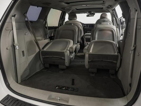 Kia Carnival III с пробегом 2018 года, цена 2 949 000 рублей, 115492 км, минивэн, Автокод Объявления