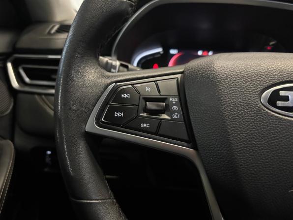 JAC J7 I с пробегом 2023 года, цена 909 000 рублей, 118000 км, хэтчбек, Автокод Объявления