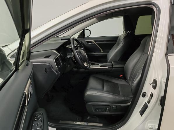 Lexus RX IV Рестайлинг с пробегом 2022 года, цена 5 999 000 рублей, 36001 км, внедорожник, Автокод Объявления