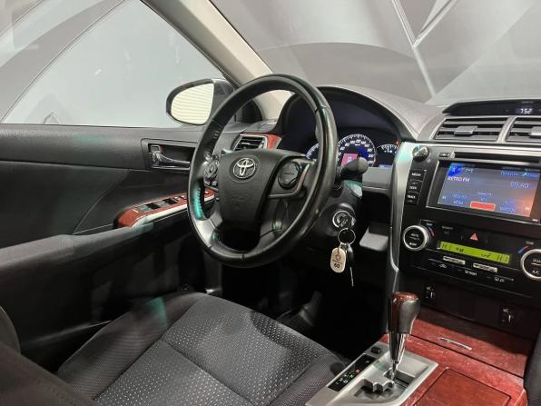 Toyota Camry VII (XV50) с пробегом 2013 года, цена 1 595 000 рублей, 253370 км, седан, Автокод Объявления
