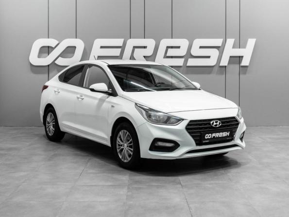 Hyundai Solaris II с пробегом 2018 года, цена 1 449 000 рублей, 67197 км, седан, Автокод Объявления