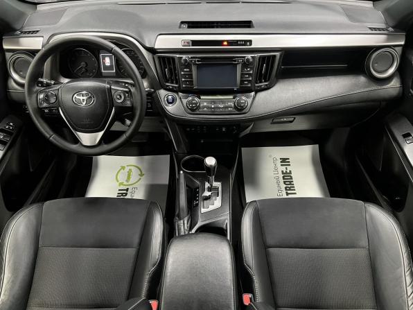 Toyota RAV4 IV (XA40) Рестайлинг с пробегом 2016 года, цена 1 895 000 рублей, 174819 км, внедорожник, Автокод Объявления