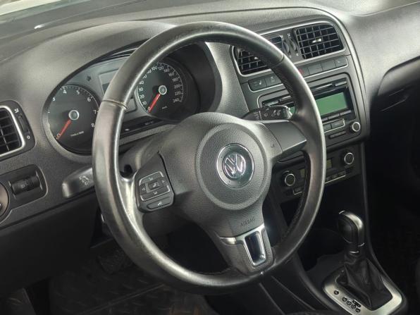 Volkswagen Polo V с пробегом 2011 года, цена 580 000 рублей, 274221 км, седан, Автокод Объявления