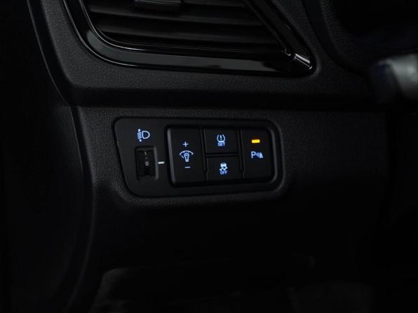 Hyundai Solaris II Рестайлинг с пробегом 2020 года, цена 1 643 444 рубля, 76540 км, седан, Автокод Объявления