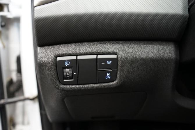 Hyundai Creta I Рестайлинг с пробегом 2021 года, цена 1 955 000 рублей, 148800 км, внедорожник, Автокод Объявления