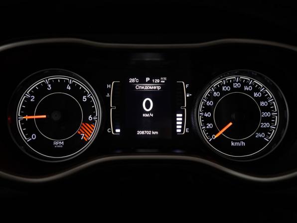 Jeep Cherokee V (KL) с пробегом 2014 года, цена 1 140 000 рублей, 208700 км, внедорожник, Автокод Объявления