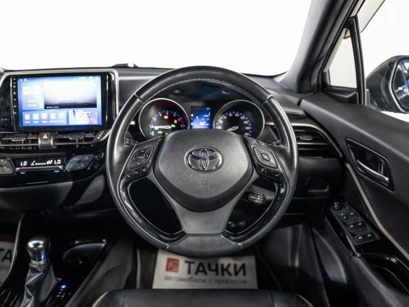 Toyota C-HR I Рестайлинг с пробегом 2019 года, цена 1 950 000 рублей, 137420 км, внедорожник, Автокод Объявления
