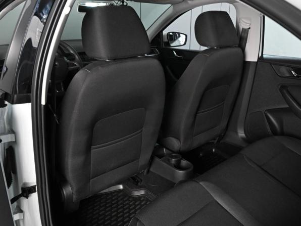 Skoda Rapid I с пробегом 2014 года, цена 1 199 000 рублей, 84553 км, лифтбек, Автокод Объявления