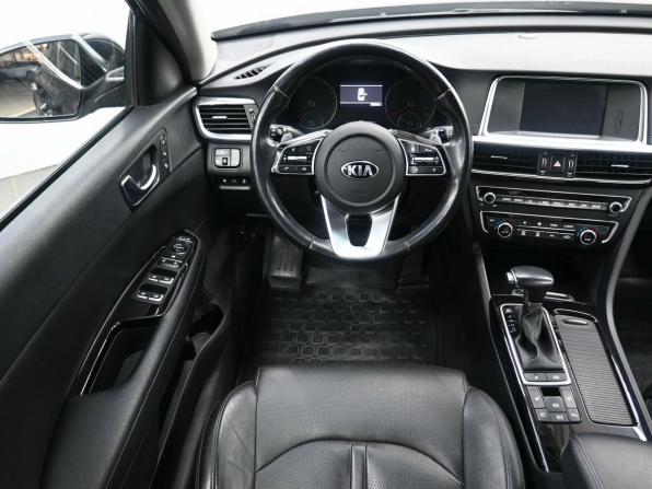 Kia Optima IV Рестайлинг с пробегом 2019 года, цена 2 179 900 рублей, 65536 км, седан, Автокод Объявления