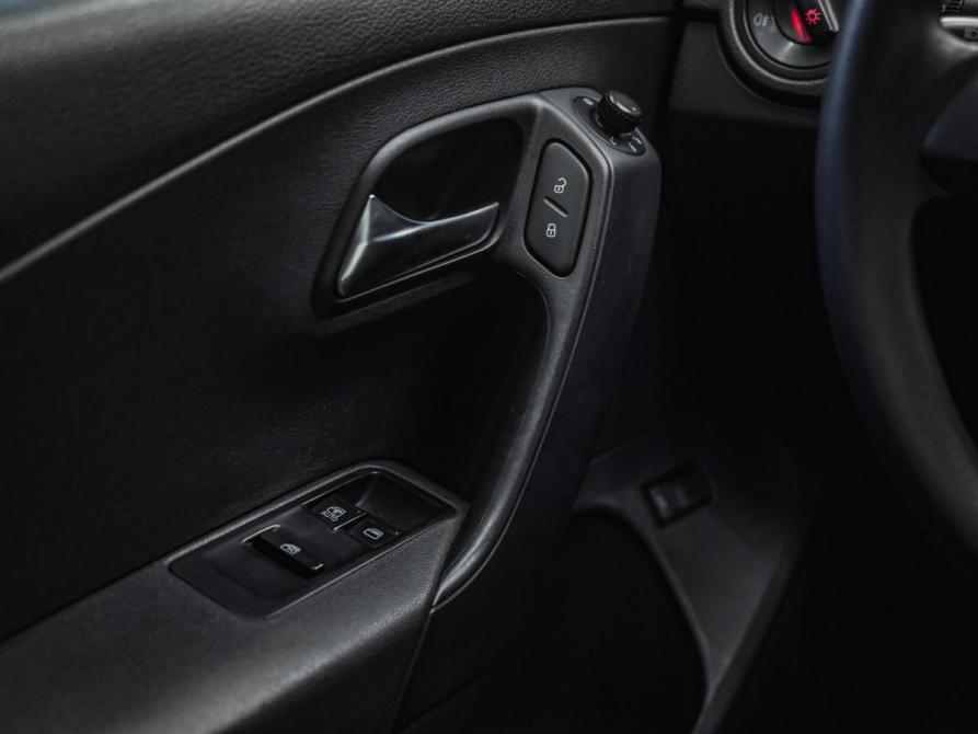 Volkswagen Polo V Челябинск  - изображение 20