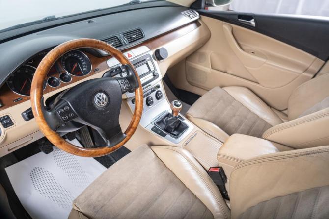 Volkswagen Passat B6 с пробегом 2006 года, цена 739 000 рублей, 181000 км, седан, Автокод Объявления