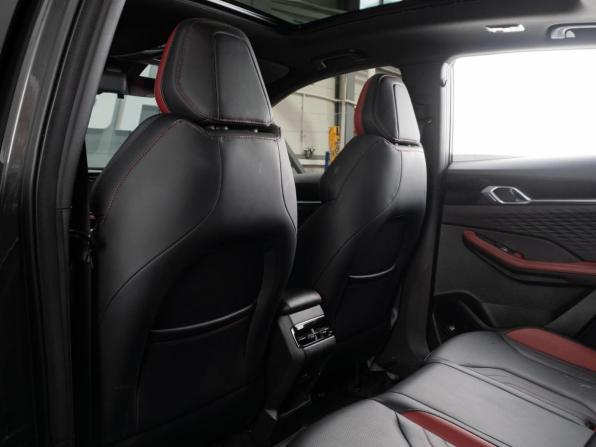 Geely Coolray I Рестайлинг с пробегом 2024 года, цена 2 249 000 рублей, 37725 км, внедорожник, Автокод Объявления