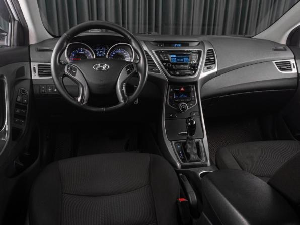 Hyundai Elantra V (MD) Рестайлинг с пробегом 2015 года, цена 1 097 000 рублей, 212217 км, седан, Автокод Объявления