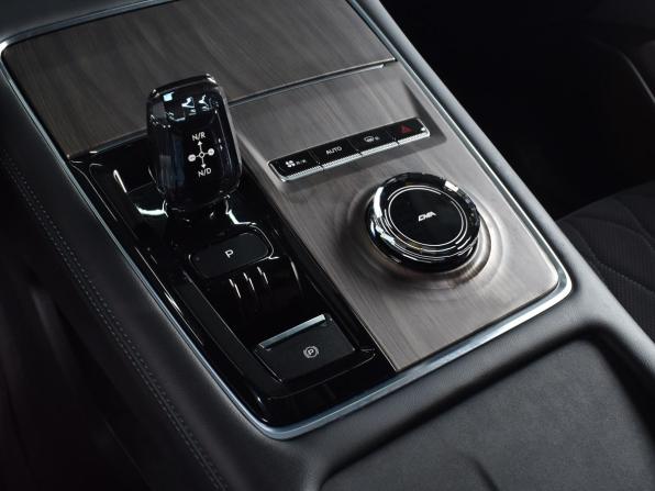 Geely Monjaro I Рестайлинг (China Market) с пробегом 2025 года, цена 3 584 999 рублей, 13590 км, внедорожник, Автокод Объявления