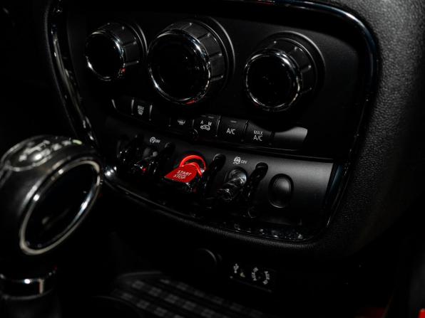 Mini Clubman II с пробегом 2018 года, цена 1 545 000 рублей, 82715 км, универсал, Автокод Объявления