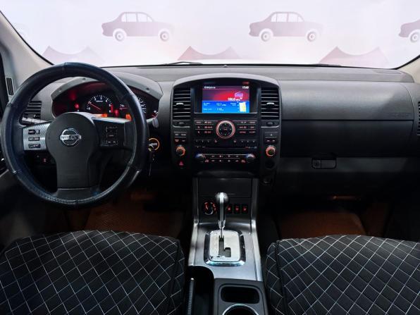 Nissan Navara (Frontier) III (D40) Рестайлинг с пробегом 2010 года, цена 1 255 000 рублей, 236571 км, offers.body_type.unknown, Автокод Объявления