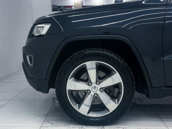 Jeep Grand Cherokee IV (WK2) Рестайлинг с пробегом 2013 года, цена 2 850 000 рублей, 160848 км, внедорожник, Автокод Объявления