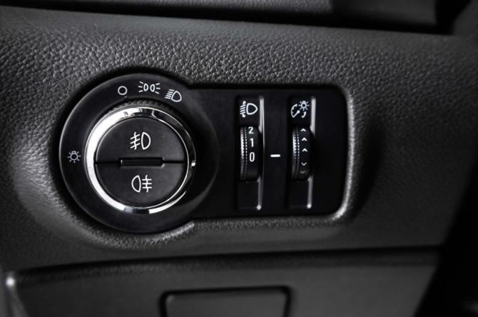 Opel Astra J Рестайлинг с пробегом 2013 года, цена 1 029 000 рублей, 95939 км, хэтчбек, Автокод Объявления