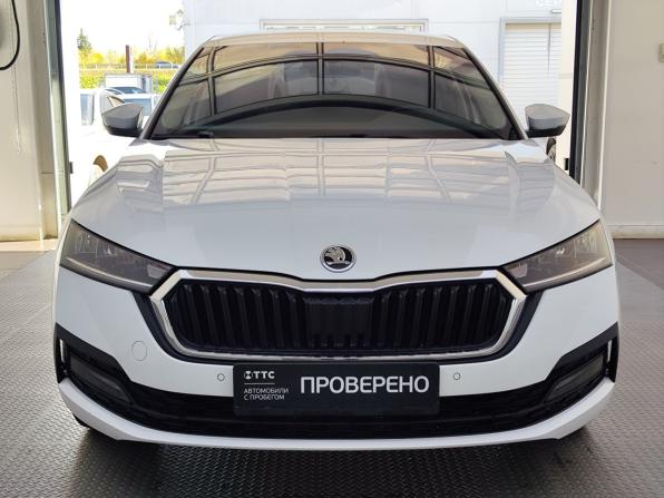 Skoda Octavia IV (A8) с пробегом 2021 года, цена 2 200 000 рублей, 92145 км, лифтбек, Автокод Объявления
