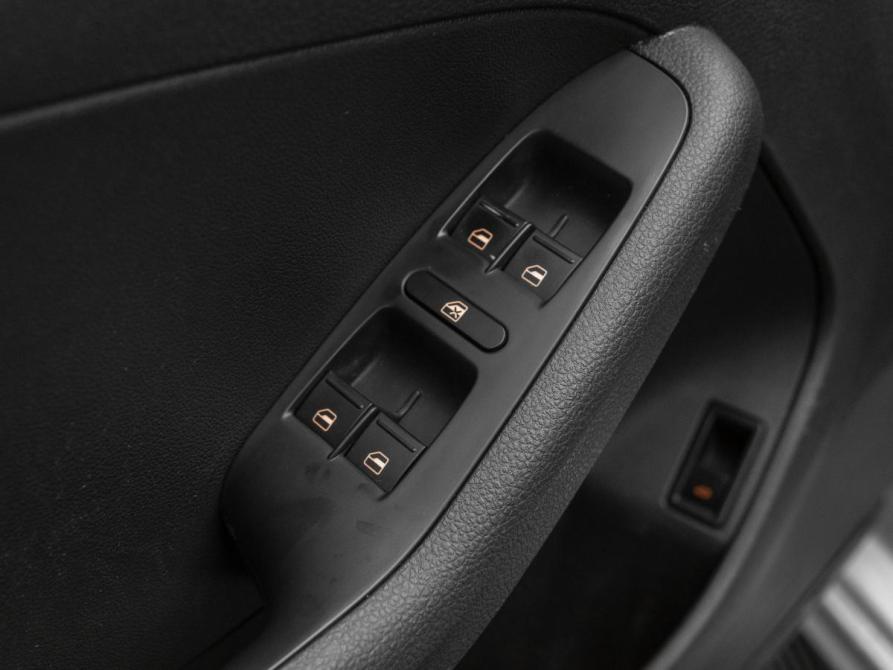 Volkswagen Jetta VI Москва  - изображение 16