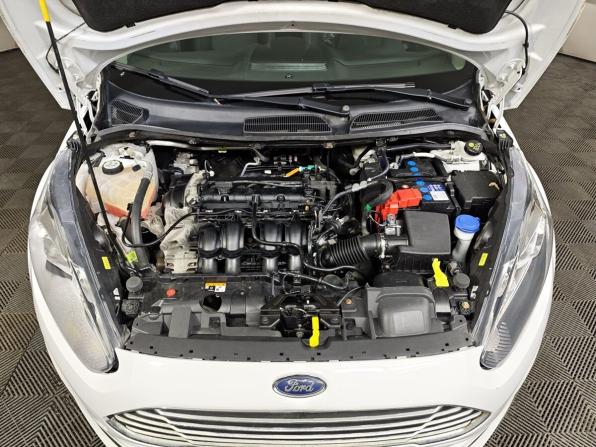 Ford Fiesta Mk6 Рестайлинг с пробегом 2019 года, цена 747 000 рублей, 85059 км, хэтчбек, Автокод Объявления